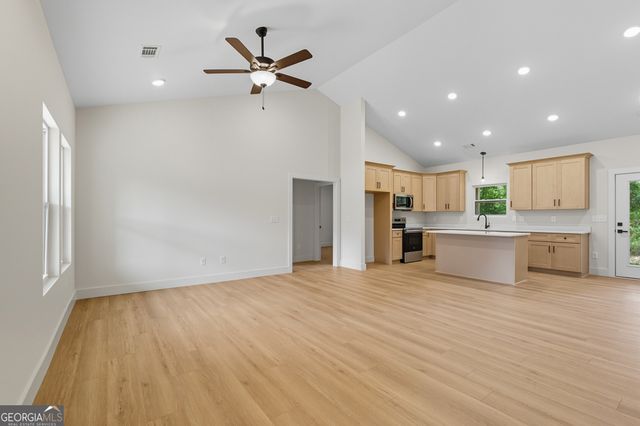 193 Tabitha Page Lane, Toccoa, GA 30577