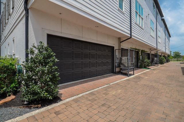 2936 Rusk Street, Houston, TX 77003