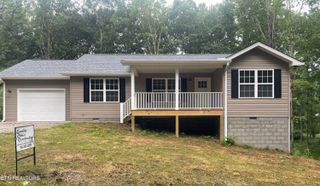 1112 Whispering Pine Lane, Jamestown, TN 38556