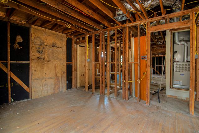 17 Geraldine Lane, Denison, TX 75020