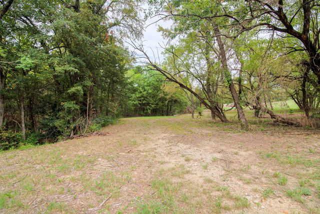 17 Geraldine Lane, Denison, TX 75020