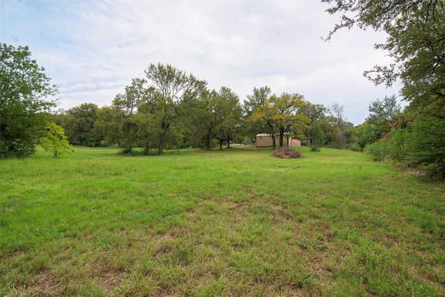 17 Geraldine Lane, Denison, TX 75020
