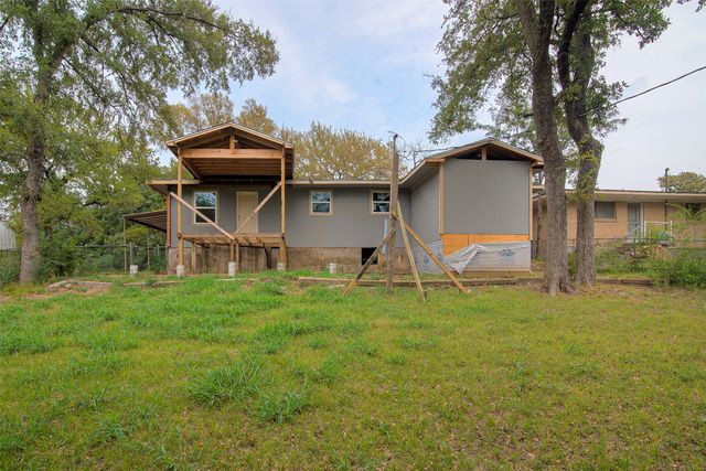 17 Geraldine Lane, Denison, TX 75020