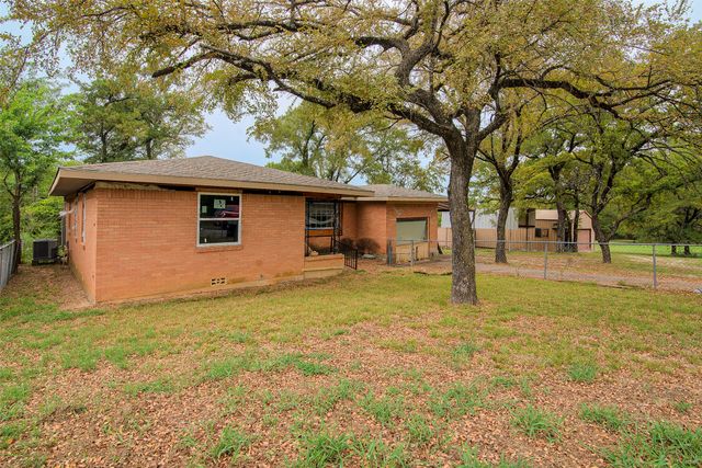 17 Geraldine Lane, Denison, TX 75020