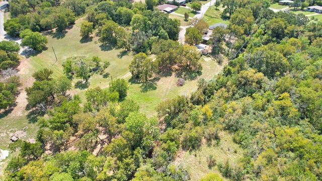 17 Geraldine Lane, Denison, TX 75020