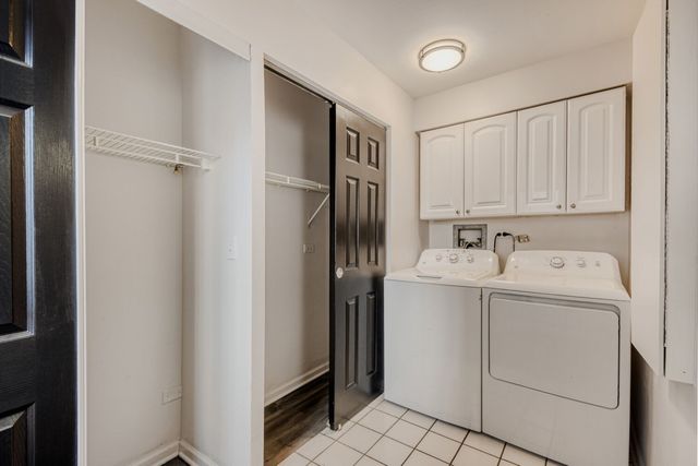 5400 N Sheridan Road 202, Chicago, IL 60640