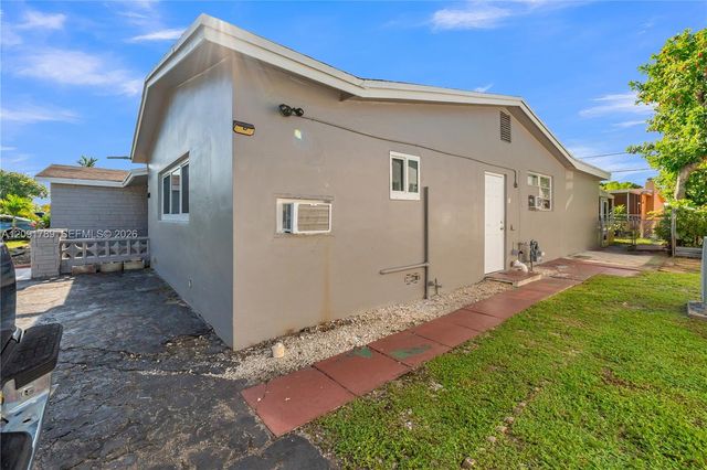 7756 Biltmore Boulevard R, Miramar, FL 33023