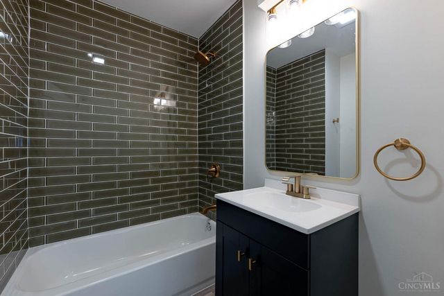 4408 Duneden Avenue, Deer Park, OH 45236