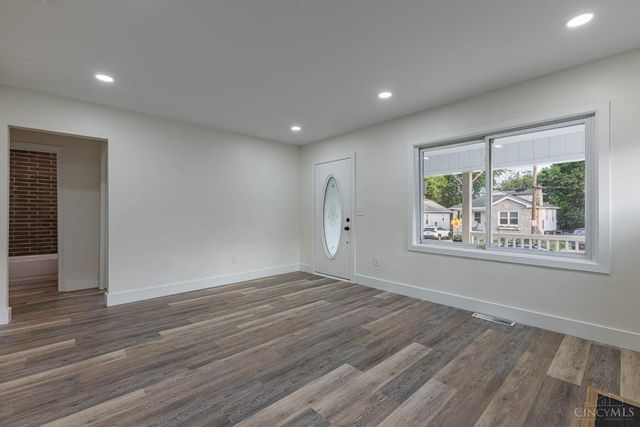4408 Duneden Avenue, Deer Park, OH 45236