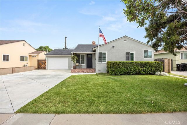 401 W Southgate Avenue, Fullerton, CA 92832