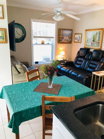 405 CONNECTICUT AVENUE, Flagler Beach, FL 32136
