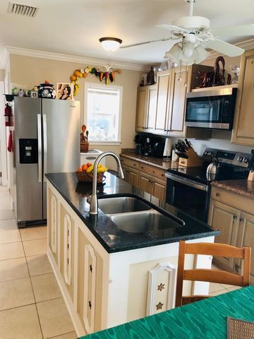 405 CONNECTICUT AVENUE, Flagler Beach, FL 32136
