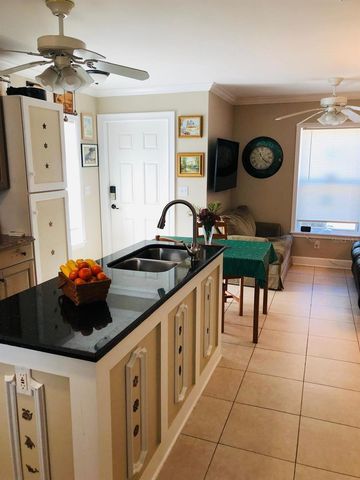 405 CONNECTICUT AVENUE, Flagler Beach, FL 32136