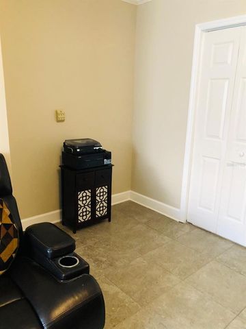 405 CONNECTICUT AVENUE, Flagler Beach, FL 32136