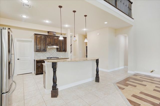 1104 Seclusion Cove Drive, Mckinney, TX 75072