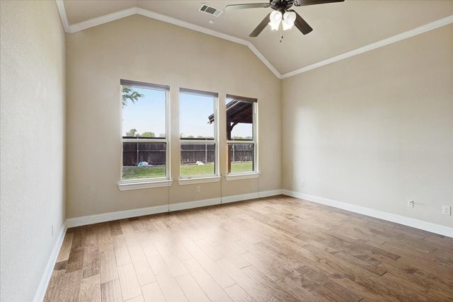 1104 Seclusion Cove Drive, Mckinney, TX 75072