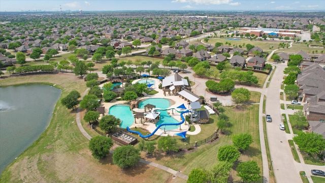 1104 Seclusion Cove Drive, Mckinney, TX 75072