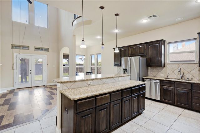 1104 Seclusion Cove Drive, Mckinney, TX 75072