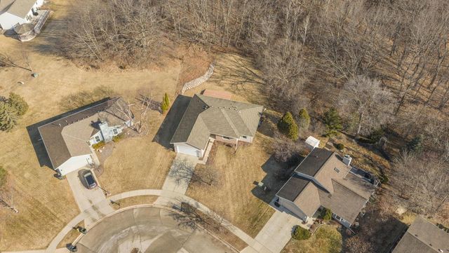 1423 Lower Forest COURT, West Bend, WI 53090