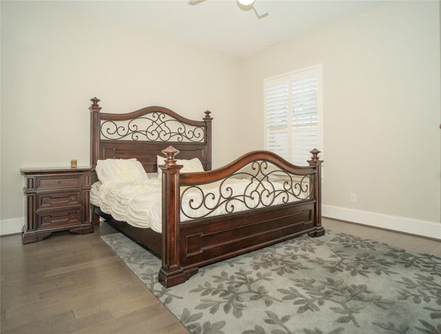 5730 Brancott Way, Houston, TX 77096