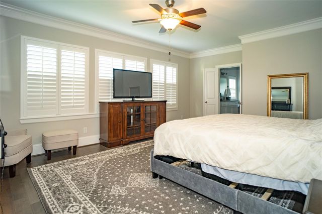 5730 Brancott Way, Houston, TX 77096