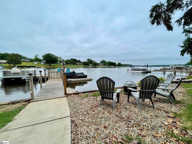 155 Lakeview Drive, Inman, SC 29349