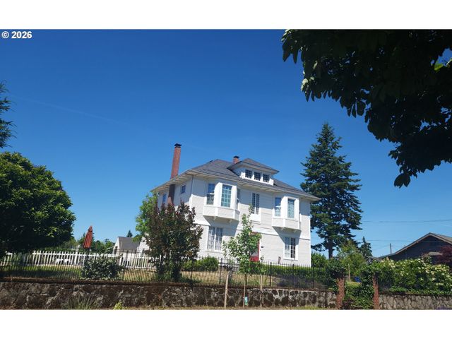 2914 K St, Vancouver, WA 98663