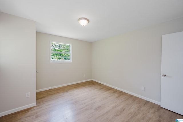 490 GLASGOW ROAD, Birmingham, AL 35224