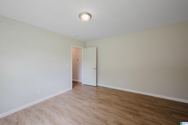 490 GLASGOW ROAD, Birmingham, AL 35224