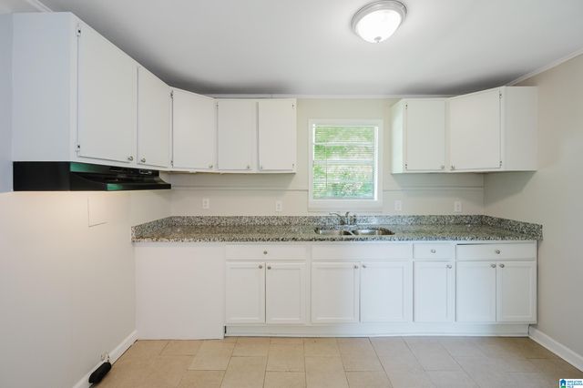 490 GLASGOW ROAD, Birmingham, AL 35224