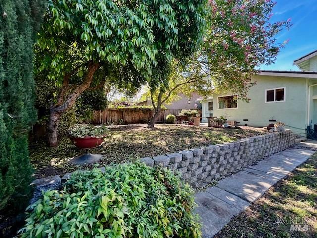 638 E Fleming Ave E, Vallejo, CA 94591