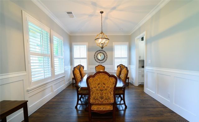 6030 Belmont Avenue, Dallas, TX 75206