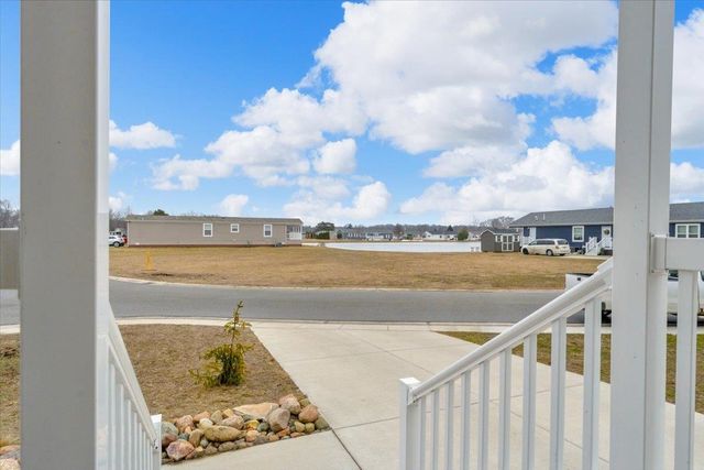 6312 Square Lake Drive, Kimball Twp, MI 48074