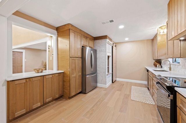 2214 Rex Cruse Drive, Sherman, TX 75092