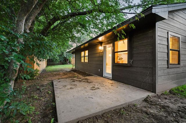 2214 Rex Cruse Drive, Sherman, TX 75092