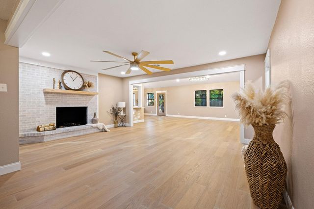 2214 Rex Cruse Drive, Sherman, TX 75092