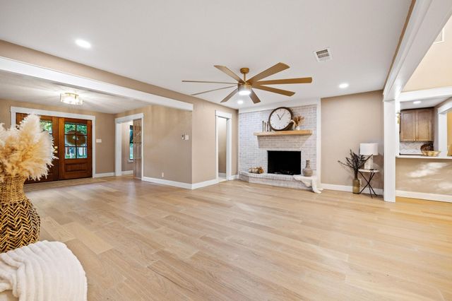 2214 Rex Cruse Drive, Sherman, TX 75092