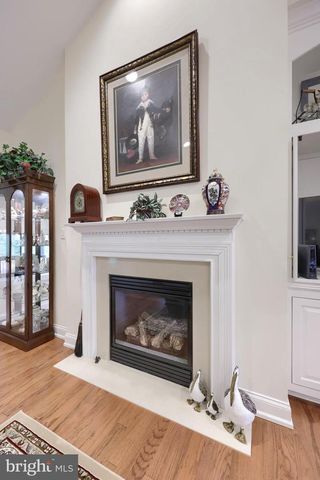 865 MEADOW CT, York, PA 17402