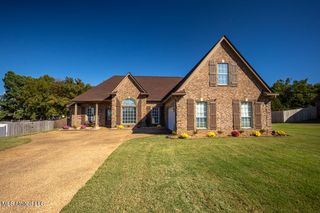 8012 E Shelburne Lane, Southaven, MS 38672