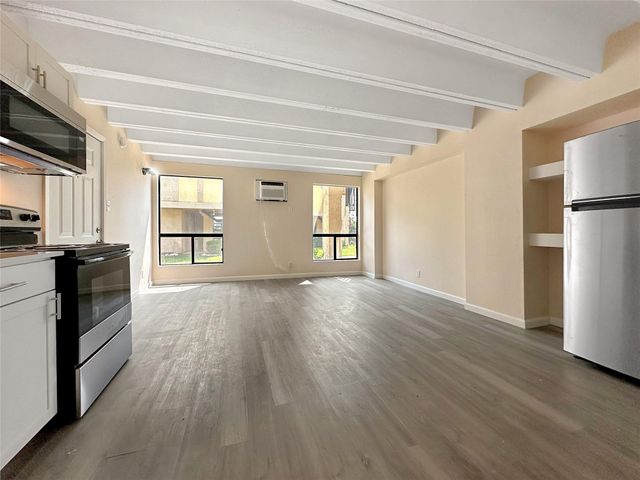 5920 Lago Vista Way C-23, Lago Vista, TX 78645