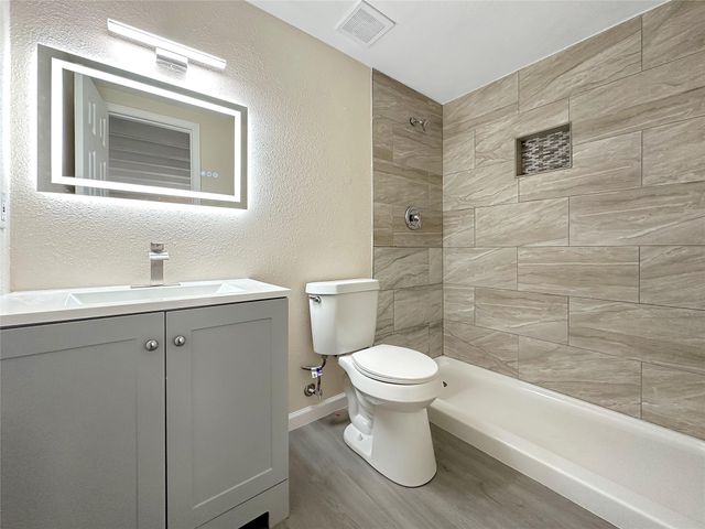 5920 Lago Vista Way C-23, Lago Vista, TX 78645