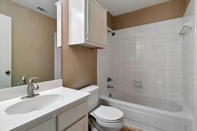 2250 Arbor Creek Drive, Carrollton, TX 75010