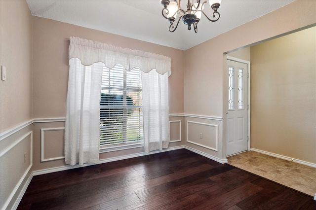 2250 Arbor Creek Drive, Carrollton, TX 75010