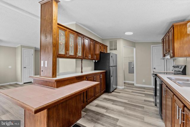 77 DAISY LN, Dover, PA 17315