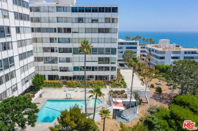 17368 W Sunset 203A, Pacific Palisades, CA 90272