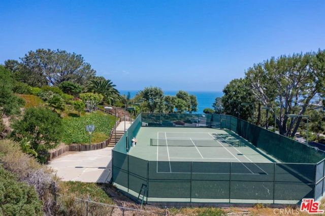 17368 W Sunset 203A, Pacific Palisades, CA 90272