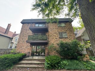 316 MARENGO Avenue 3C, Forest Park, IL 60130