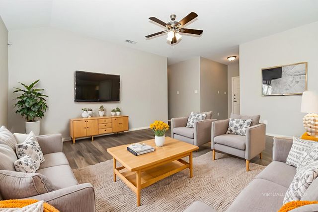 1821 Ridgecrest Drive, Terrell, TX 75160