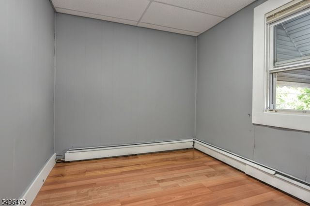 70 Newark Ave, Paterson City, NJ 07503