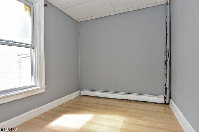 70 Newark Ave, Paterson City, NJ 07503